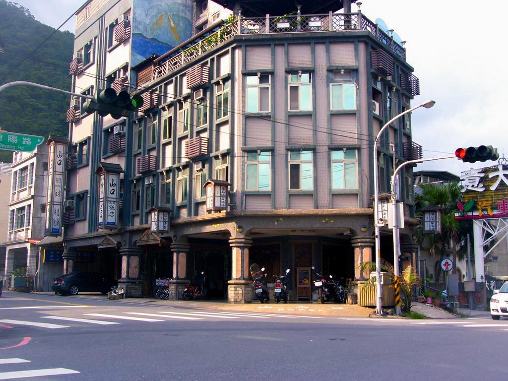 Shankou Hotspring Hotel Джиаоси Екстериор снимка