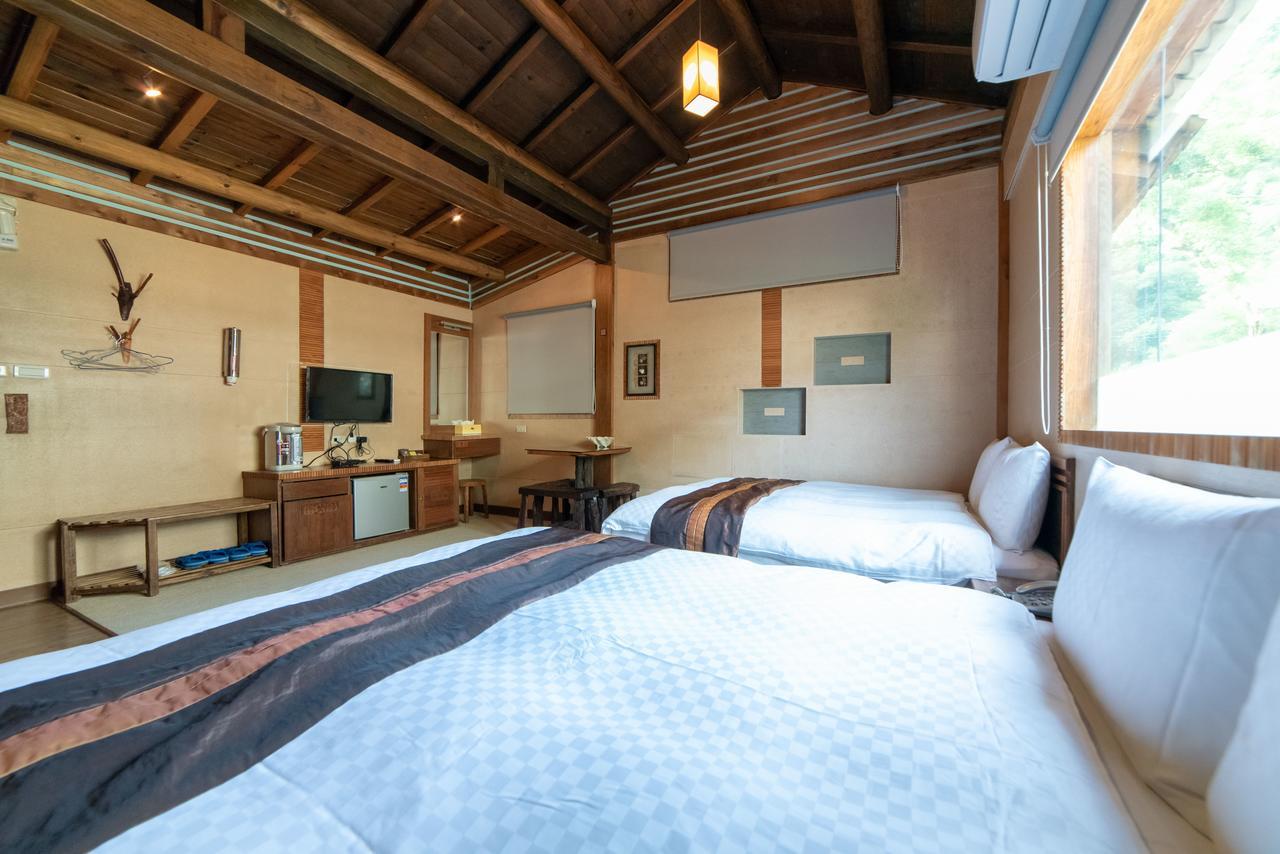 Shankou Hotspring Hotel Джиаоси Екстериор снимка