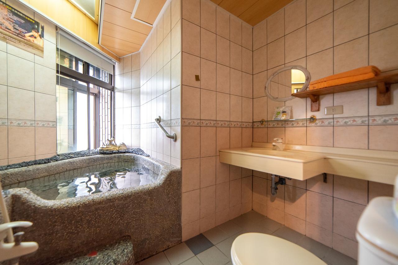 Shankou Hotspring Hotel Джиаоси Екстериор снимка