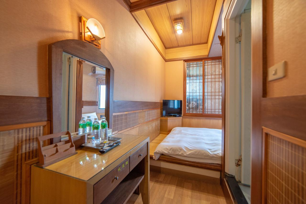 Shankou Hotspring Hotel Джиаоси Екстериор снимка